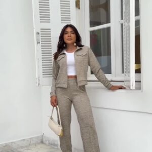 08 Conjunto Tricô Bege (Jaqueta + Calça)
